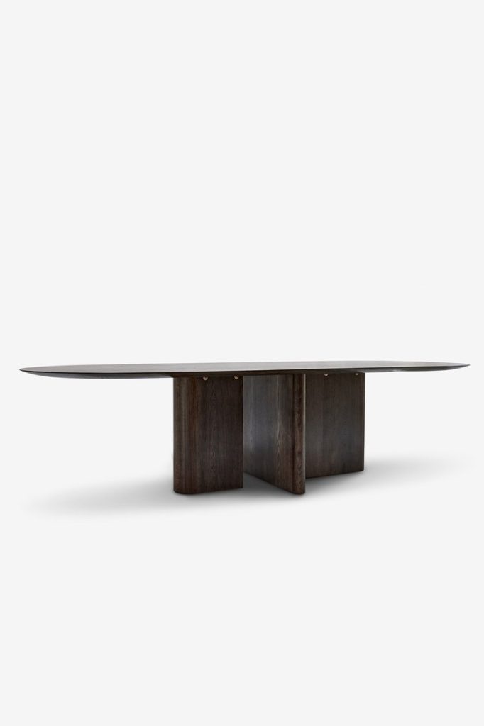 MG210 | Dining table